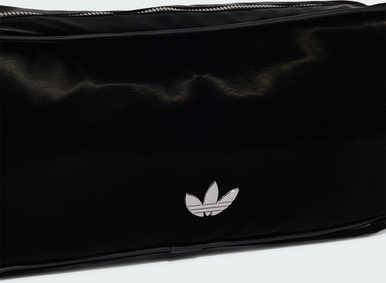 ADIDAS ORIGINALS Adidas Originals Premium Elongated Airliner Väska på