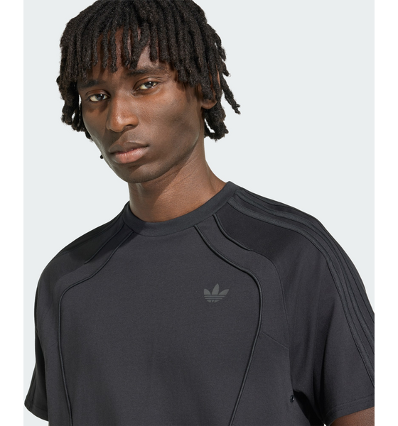 ADIDAS ORIGINALS Adidas Originals Spacer Teamgeist 26 Cutline T-shirt på