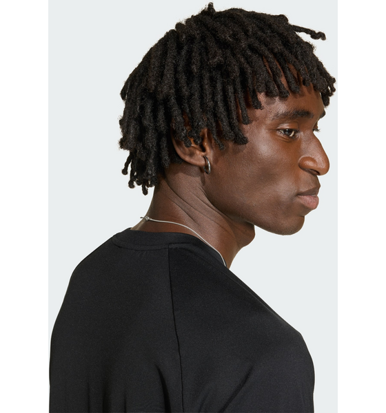 ADIDAS ORIGINALS Adidas Originals Tech Trefoil Essentials Polyester T-shirt på