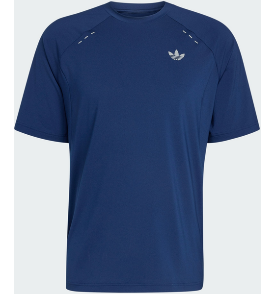 ADIDAS ORIGINALS Adidas Originals Tech Trefoil Essentials Polyester T-shirt på
