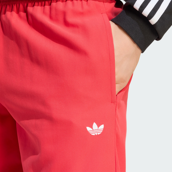 ADIDAS ORIGINALS Adidas Originals Trefoil Essentials Badshorts på