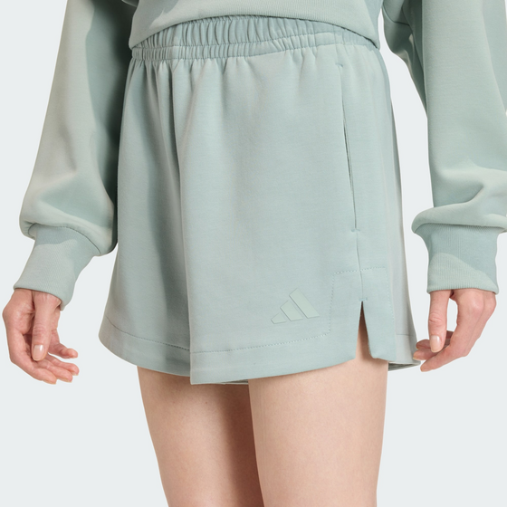 ADIDAS Adidas Soft Lux Loose Shorts på