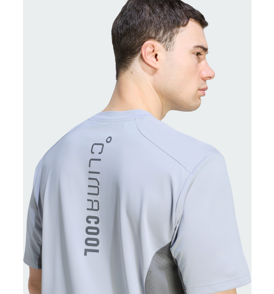 ADIDAS Adidas Tech Apparel Colorblock T-shirt på