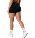RELODE Aura Seamless Scrunch Shorts - Black på