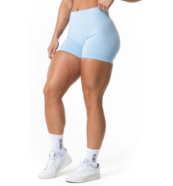 RELODE Aura Seamless Scrunch Shorts - Light Blue på