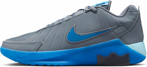 NIKE Basketball Shoes Lebron Witness 9 på