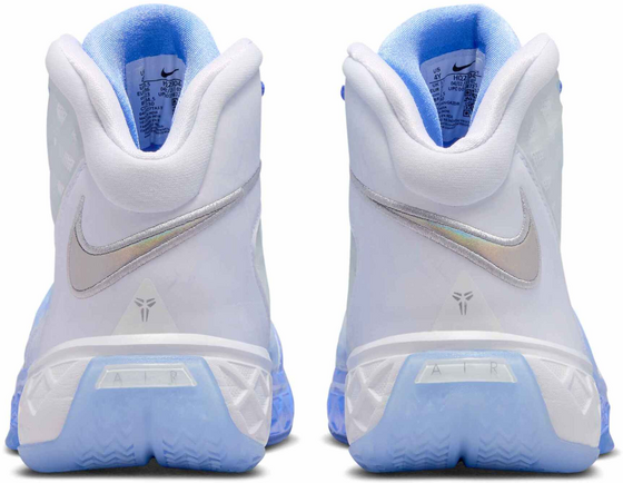 NIKE Big Kids' Basketball Shoes Kobe Iii på