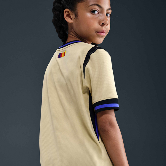NIKE Big Kids' Kobe Dri-fit Soccer Replica Jersey Fc Barcelona 2025/26 Stadium Away på