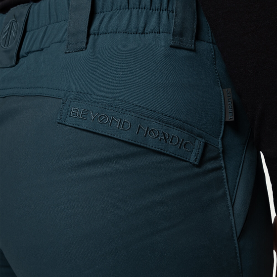 BEYOND NORDIC Bn001 V2 Hiking Pants Women's på