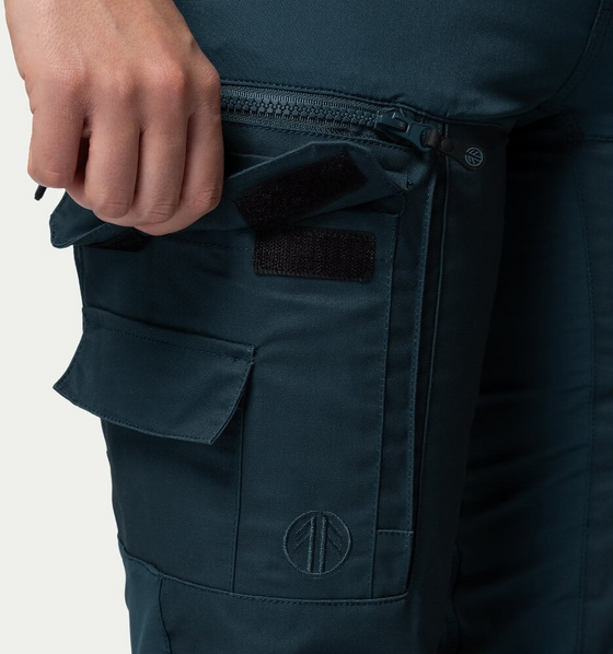 BEYOND NORDIC Bn008 Outdoor Pants Women's på