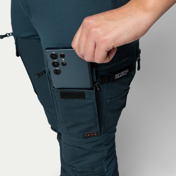 BEYOND NORDIC Bn008 Outdoor Pants Women's på