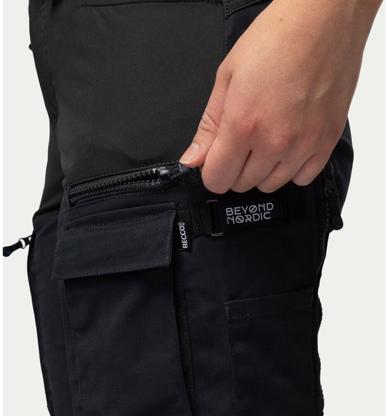 BEYOND NORDIC Bn008 Outdoor Pants Women's på