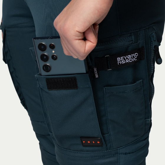 BEYOND NORDIC Bn009 Zip-off Outdoor Pants Women's på