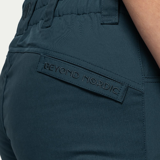 BEYOND NORDIC Bn010 Outdoor Shorts Women's på