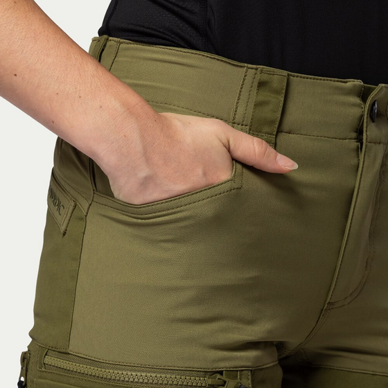 BEYOND NORDIC Bn010 Outdoor Shorts Women's på