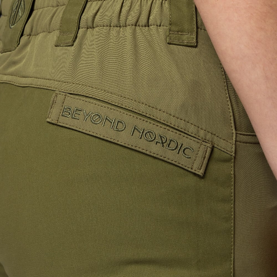 BEYOND NORDIC Bn010 Outdoor Shorts Women's på