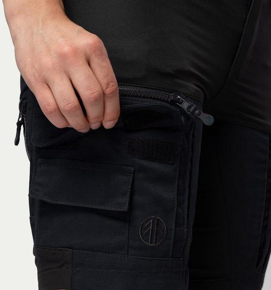 BEYOND NORDIC Bn010 Outdoor Shorts Women's på