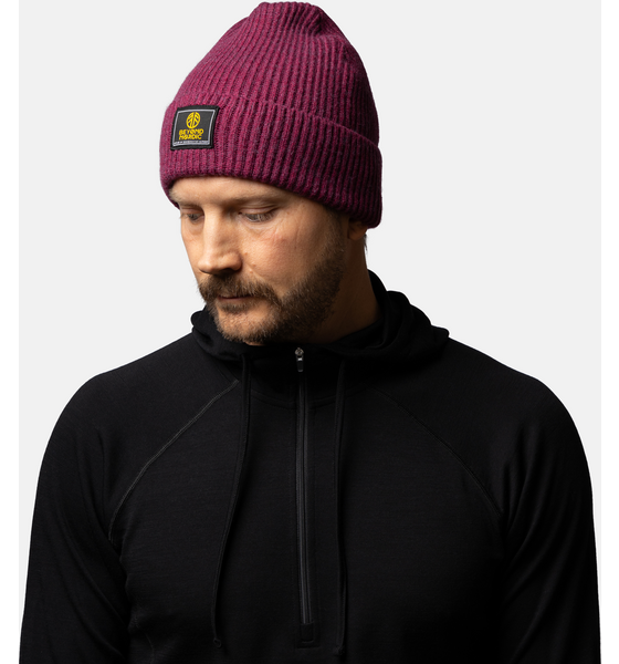 BEYOND NORDIC Bn203 Knitted Wool Mössa på