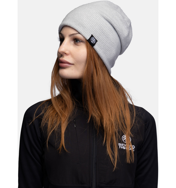 BEYOND NORDIC Bn212 Knitted Relaxed Beanie på