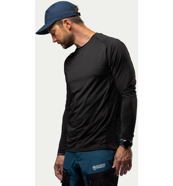 BEYOND NORDIC Bn214 Ls Performance T-shirt Men's på