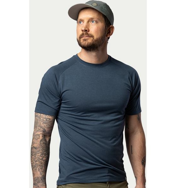 BEYOND NORDIC Bn216 Light Merino T-shirt Men´s på
