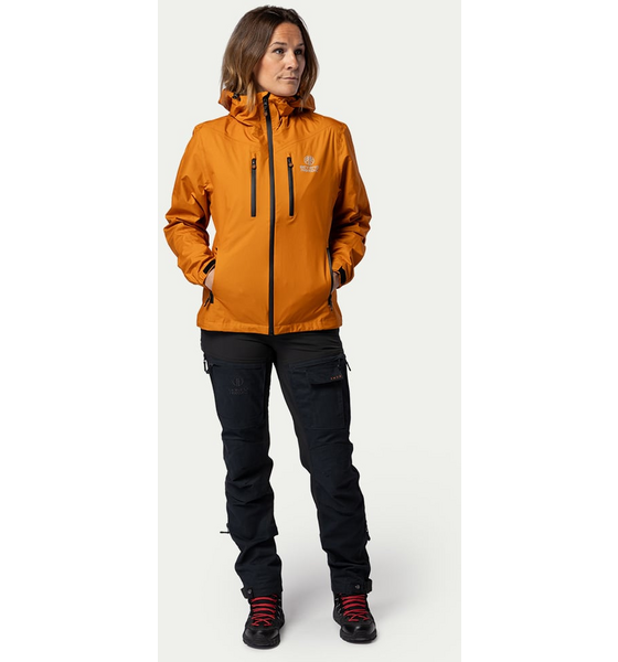 BEYOND NORDIC Bn301 V2 3l Lightweight Shell Jacket Women's på
