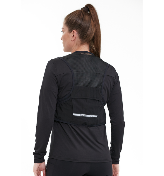 ENDURANCE Boona Water Bottle Vest på
