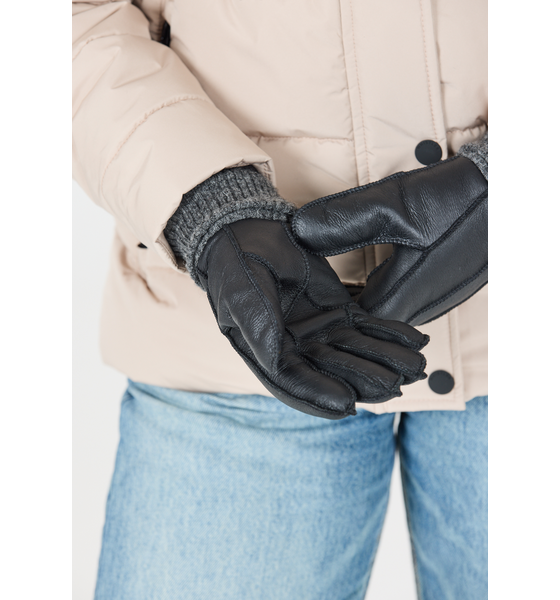 WHISTLER Desiree Gloves på