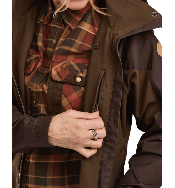 PINEWOOD Finnveden Hybrid Jkt W på