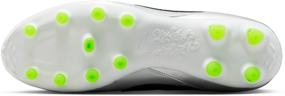 NIKE Firm-ground Low-top Football Boot Premier 3 på