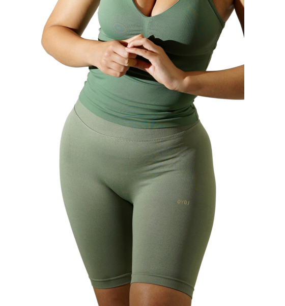 OYOJ Form Active Short - Green på