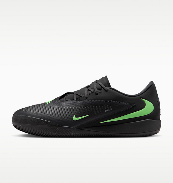 NIKE Phantom 6 Low Acad Ic på