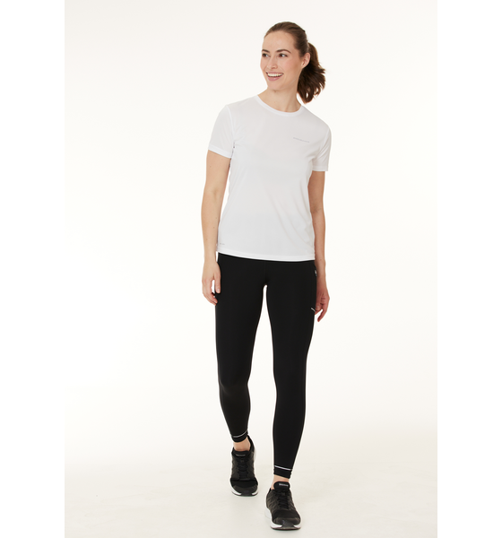 ENDURANCE Keily T-shirt på