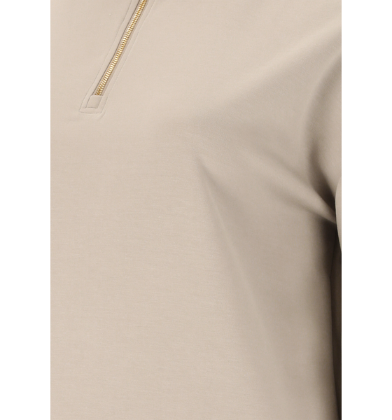 Q SPORTSWEAR Kelleyen på