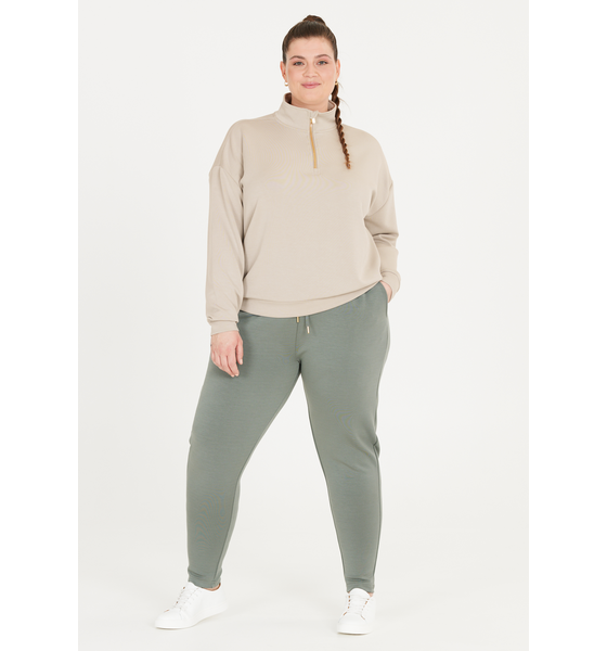 Q SPORTSWEAR Kelleyen på