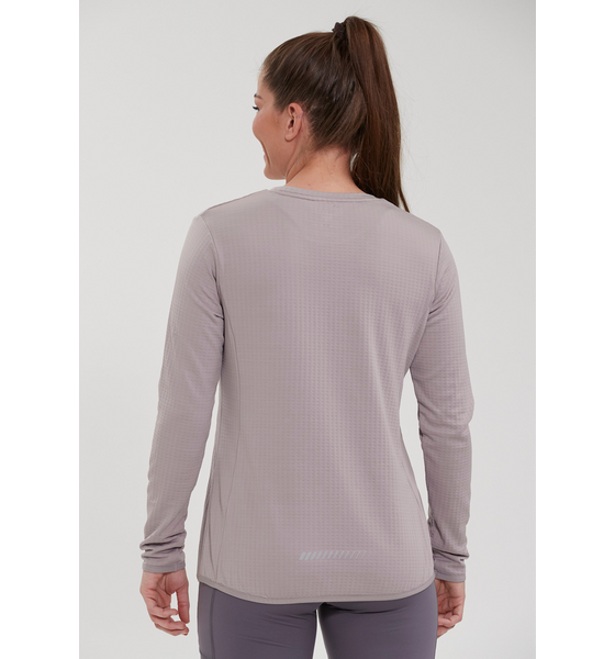 ENDURANCE Leah Midlayer på