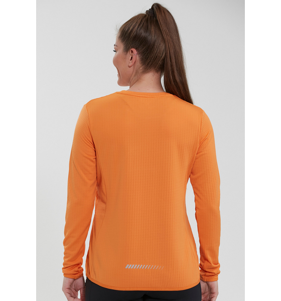 ENDURANCE Leah Midlayer på