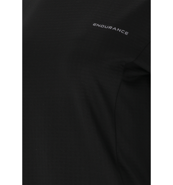 ENDURANCE Leah Midlayer på
