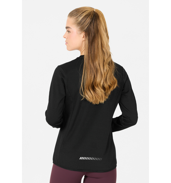 ENDURANCE Leah Midlayer på