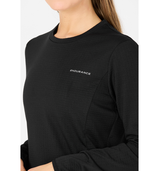 ENDURANCE Leah Midlayer på