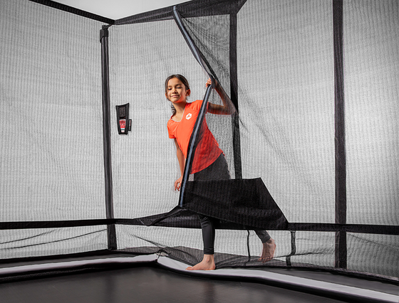 NORTH TRAMPOLINE Legend Oval 500 + Safety Net på