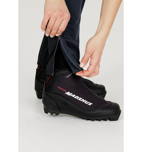 ENDURANCE Lindahl Trousers på