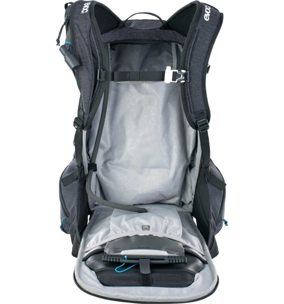 EVOC Line Pro 30 With Back Protector på