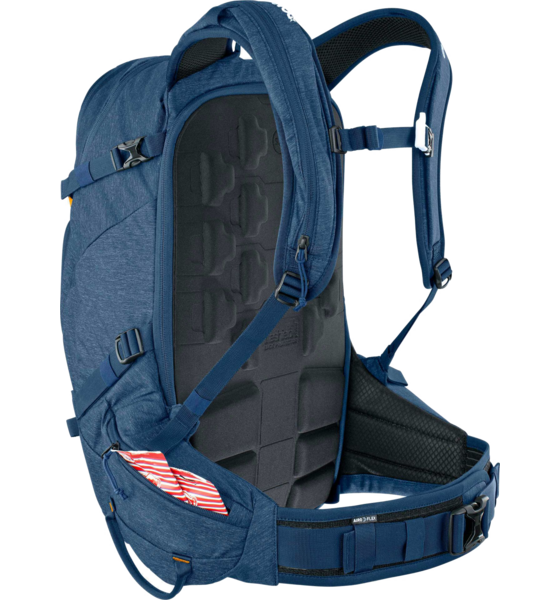 EVOC Line Pro 30 With Back Protector på