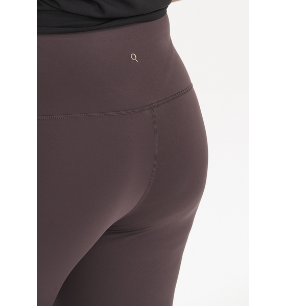 Q SPORTSWEAR Lucy på