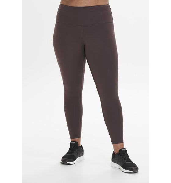 Q SPORTSWEAR Lucy på