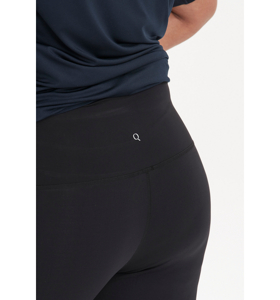 Q SPORTSWEAR Lucy på