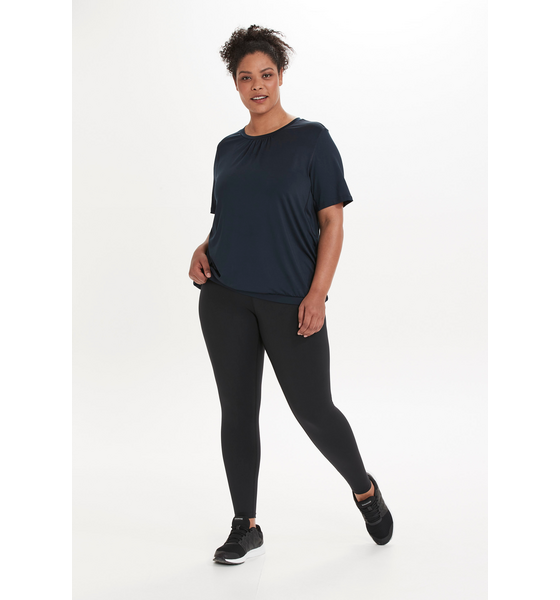 Q SPORTSWEAR Lucy på