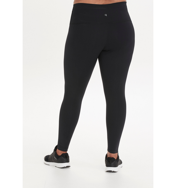 Q SPORTSWEAR Lucy på