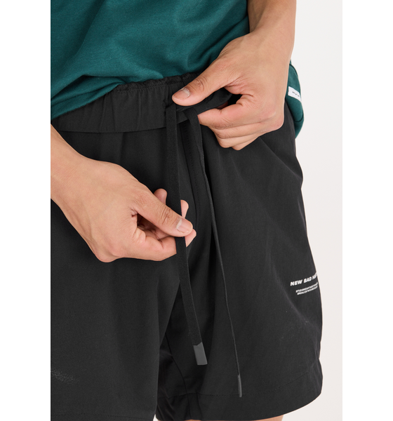 LESARCS Melaina Shorts på